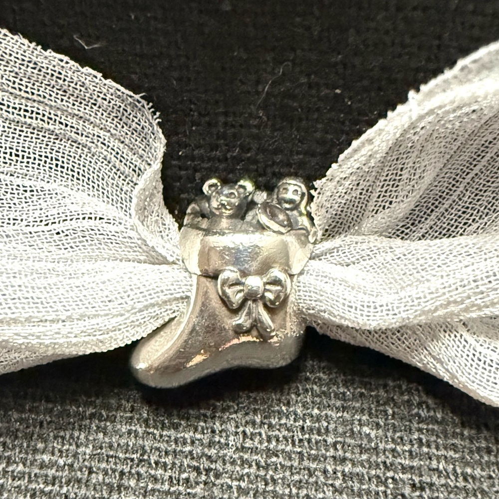 PANDORA SANTA'S STOCKING STERLING SILVER CHRISTMAS CHARM - RETIRED